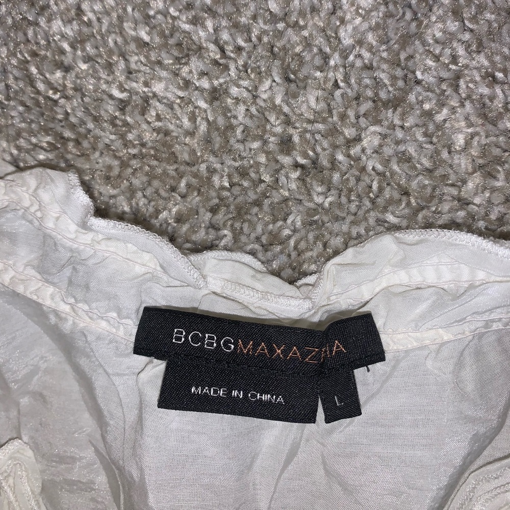 BCBG Maxazria White Blouse size L - Picture 6 of 7